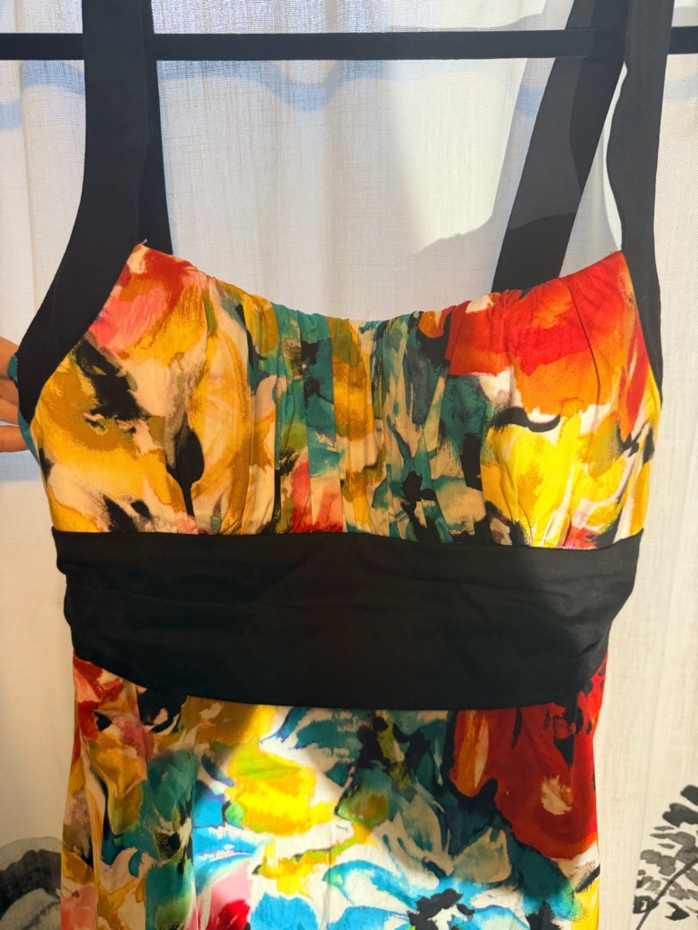 B. Smart Multicolor Floral Midi Dress with Black Waistband - Picture 5 of 9